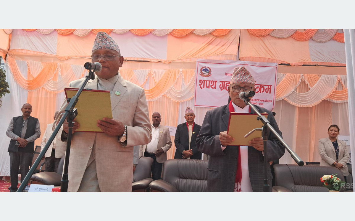 शिक्षक हुँदै राजनीतिमा लागेका मुख्यमन्त्री महरा