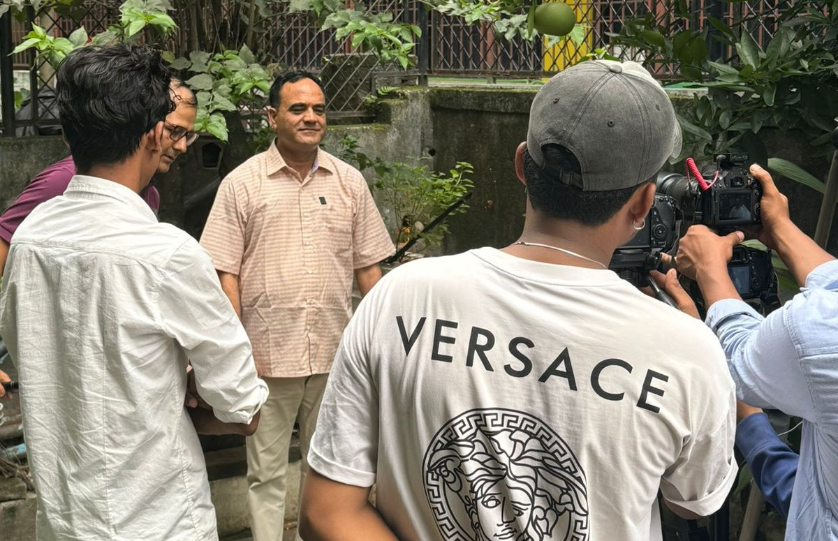 सिंहदरबारमा खादा र मालाको लर्को छोडेर उद्धार तथा राहतमा ध्यानदिन सरकारसँग कांग्रेस नेता महरको आग्रह