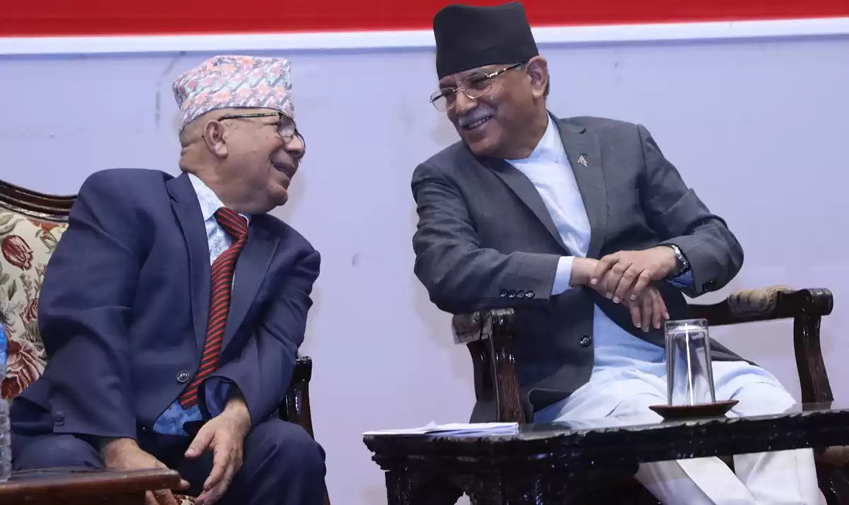 प्रचण्ड र नेपालबीच भेटवार्ता