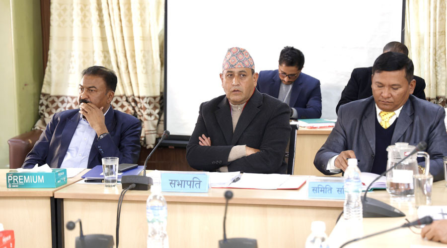 रास्वपाले माग्यो राज्य व्यवस्था समितिका सभापति रामहरि खतिवडाको राजीनामा