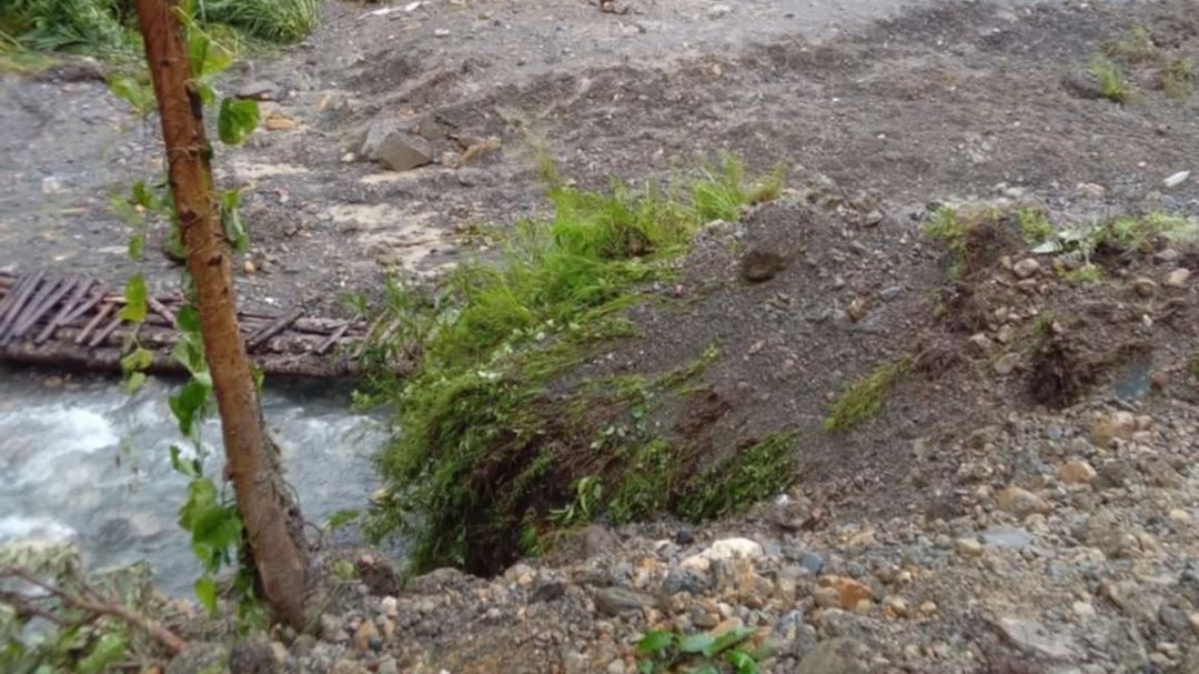 कास्कीको माछापुच्छ्रेमा पहिरोले एकको ज्यान गयो, एक शिक्षक घाइते