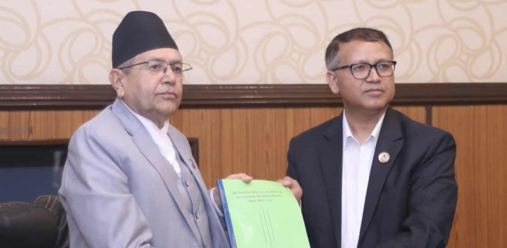 कुलिङ पिरियड प्रकरणको छानबिन प्रतिवेदन सभामुखलाई बुझाइयो