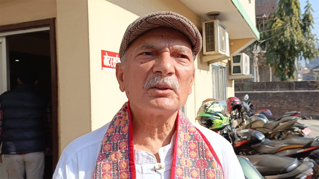 डा. बाबुराम भट्टराईद्वारा रवि लामिछानेसँग भैरहवा कारागारमा भेट, थुनामुक्त गरेर मुद्दा लड्न दिनुपर्ने माग