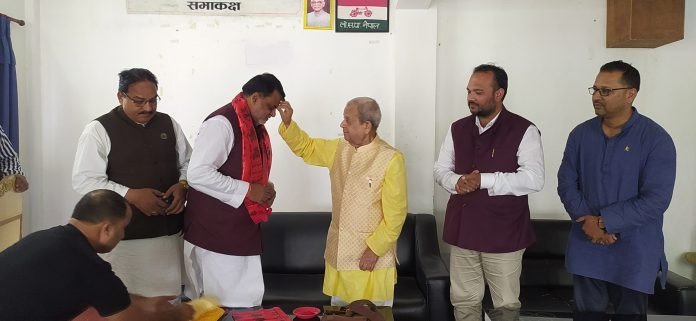 मधेशका मुख्यमन्त्री जितेन्द्र सोनल लोसपाद्वारा बबरमहलमा विशेष सम्मानित, मधेश आन्दोलनको योगदानको कदर