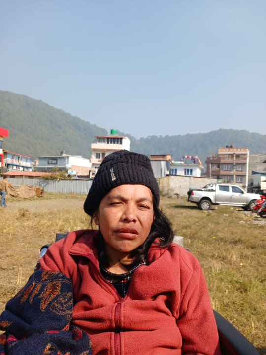 प्यारालाइसिससँग जुध्दै  आश्रम पुगेकी सरिता तामाङ